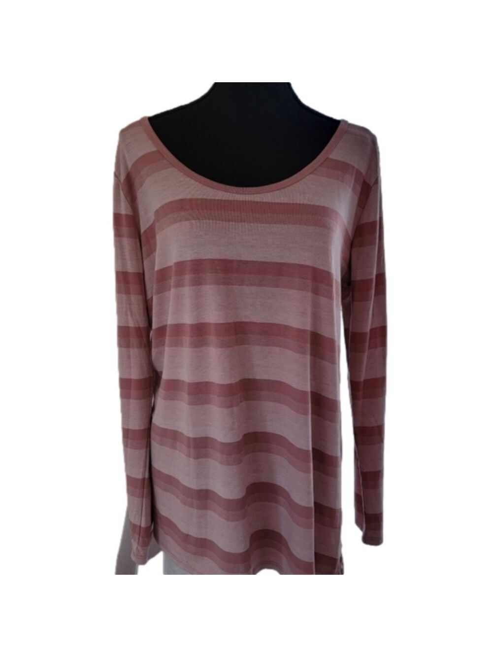 LuLaRoe☆ Lynnae Striped Long Sleeve High Low Hem Stretch Size Large EUC